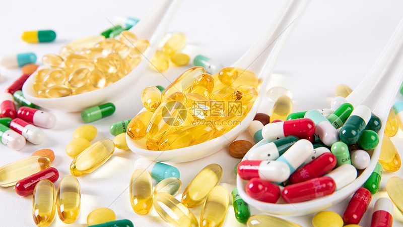 辅酶Q10软胶囊与片剂：成分、吸收与选择